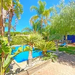 Amura, Solo Familias Y Parejas Сasa de vacaciones *