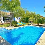 Сasa de vacaciones Amura, Solo Familias Y Parejas *