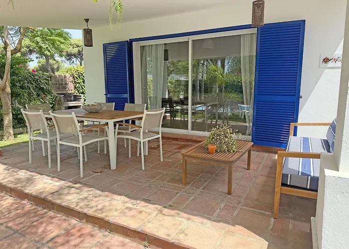 Amura, Solo Familias Y Parejas Holiday home *
