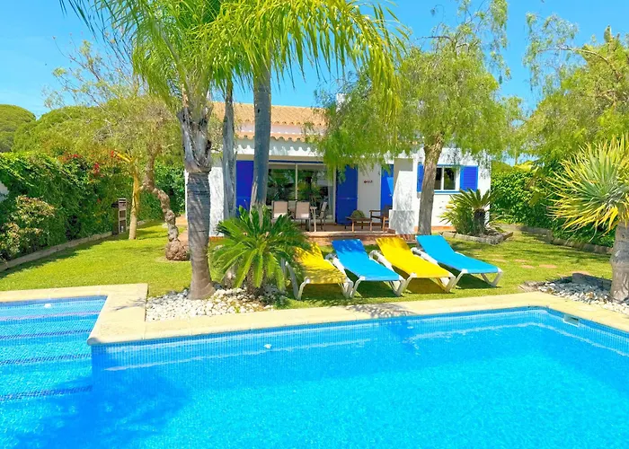 Amura, Solo Familias Y Parejas Holiday home Conil De La Frontera