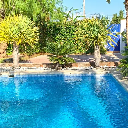 Amura, Solo Familias Y Parejas Vakantiehuis