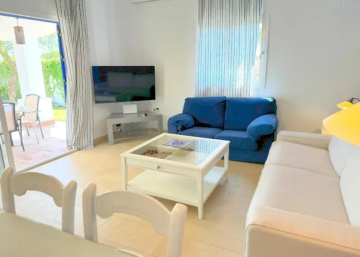 Amura, Solo Familias Y Parejas Vakantiehuis